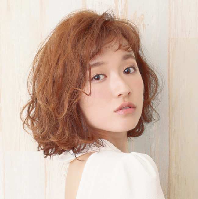 外国人風カールボブ Hair Style コレクション 知る 楽しむ Koizumi コイズミ 小泉成器 商品総合サイト 外国人風カールボブ Hair Style コレクション 知る 楽しむ Koizumi コイズミ 小泉成器 商品総合サイト