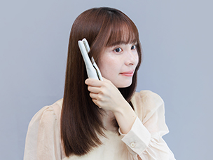 超かんたん！小顔ストレート スタイル方法写真:03