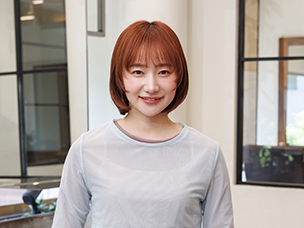 ふんわりレイヤーと自然なぱっつん前髪