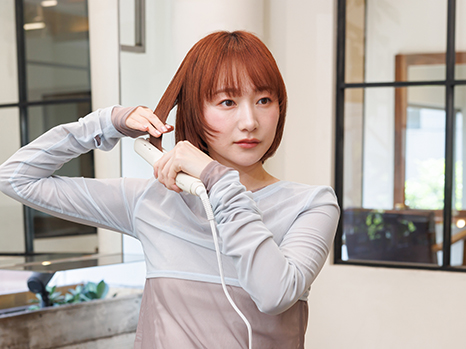 ふんわりレイヤーと自然なぱっつん前髪 スタイル方法写真:03