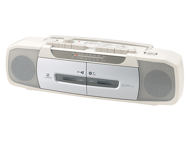 Amazon.co.jp: クマザキエイム CDラジカセ カラオケ WUTA ウータ マイク2本付き KCR-1027 : 家電＆カメラ