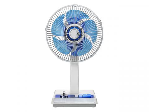 画像：ミニ扇風機 KLF-2067/A