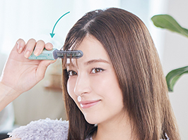 イメージ:前髪・顔回りを整える