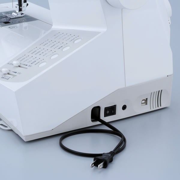 SP-3500 コンピュータミシン 刺しゅう対応【通電確認済／動作未確認 